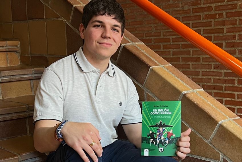 Rubén Bielsa, periodista y escritor deportivo andorrano: “Mi último libro es una especie de homenaje para que vean que su voz sigue viva”