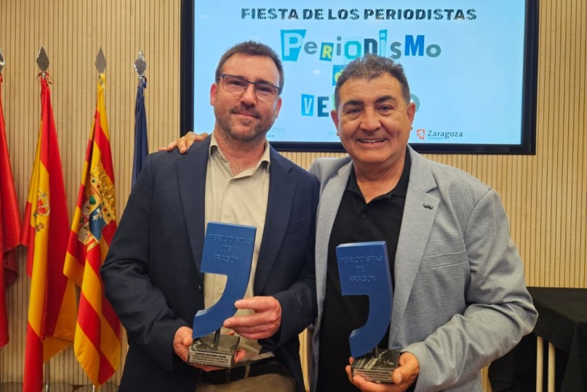 Los periodistas Juanjo Francisco y Marcos Navarro, reconocidos por la profesión