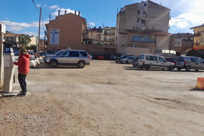 Adjudicadas las obras para zonas  de aparcamiento en el Matarraña