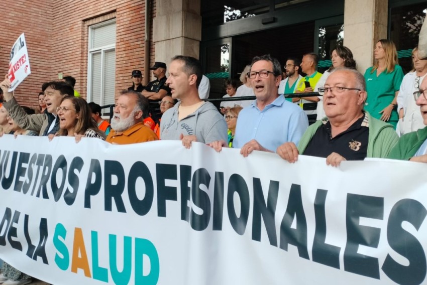 El PSOE de Teruel critica la ausencia de los populares turolenses en la manifestación por la sanidad