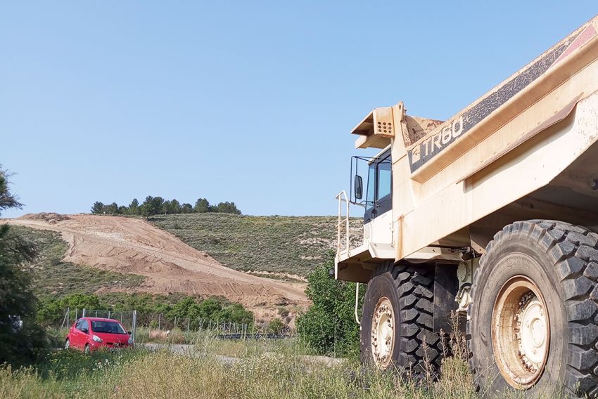 Comienzan los movimientos de tierras para los accesos al nuevo hospital de Teruel desde el enlace de la A-23