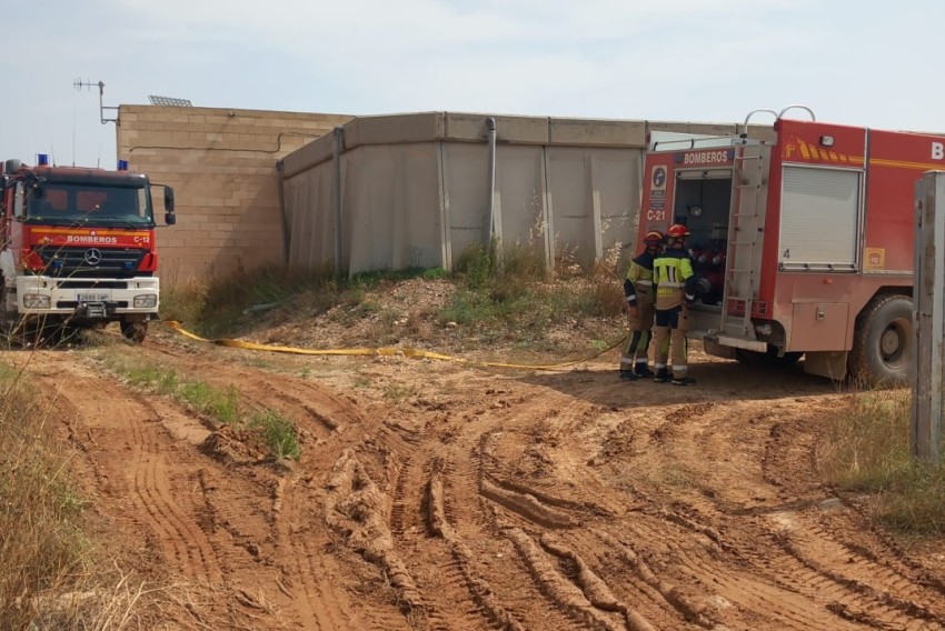 La Diputación de Teruel evalúa el estado del puente en la carretera TE-V-1703 en Vinaceite tras las tormentas del fin de semana