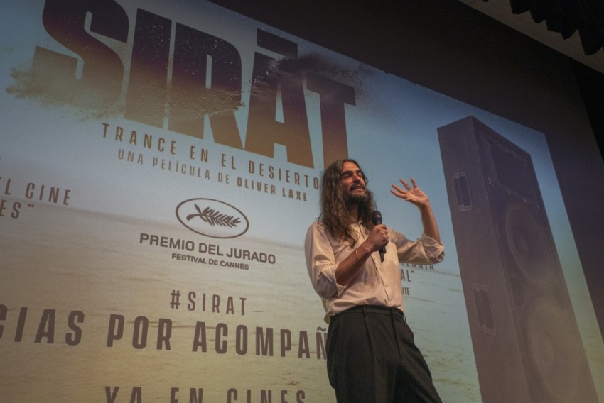 Oliver Laxe, director de ‘Sirât’: “La vida tiene sus reglas  y para tomar un buen fruto hay que subir al árbol y arriesgar”