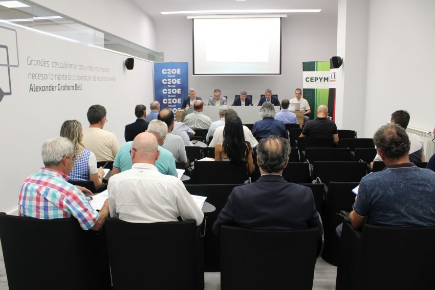 Los empresarios estallan y harán una concentración por las ayudas del 20%