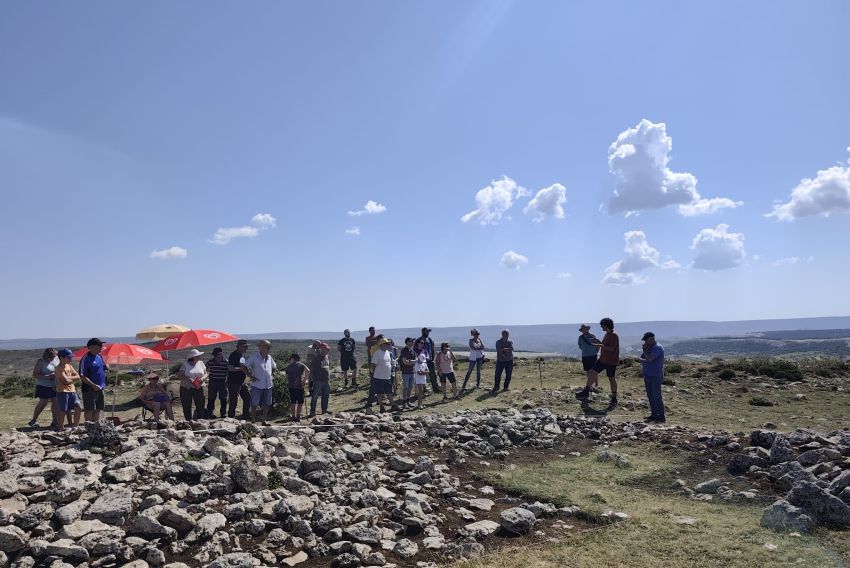 Jorcas acoge una Jornada Abierta para mostrar los restos hallados en La Muela