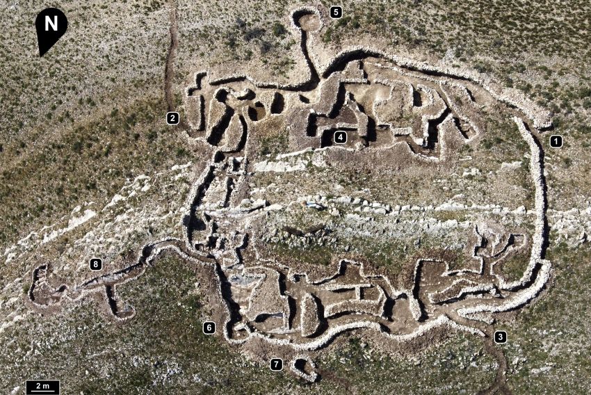 La Loma de la Solana de Cañada Vellida conforma un complejo laberinto que es fruto de su intensa actividad