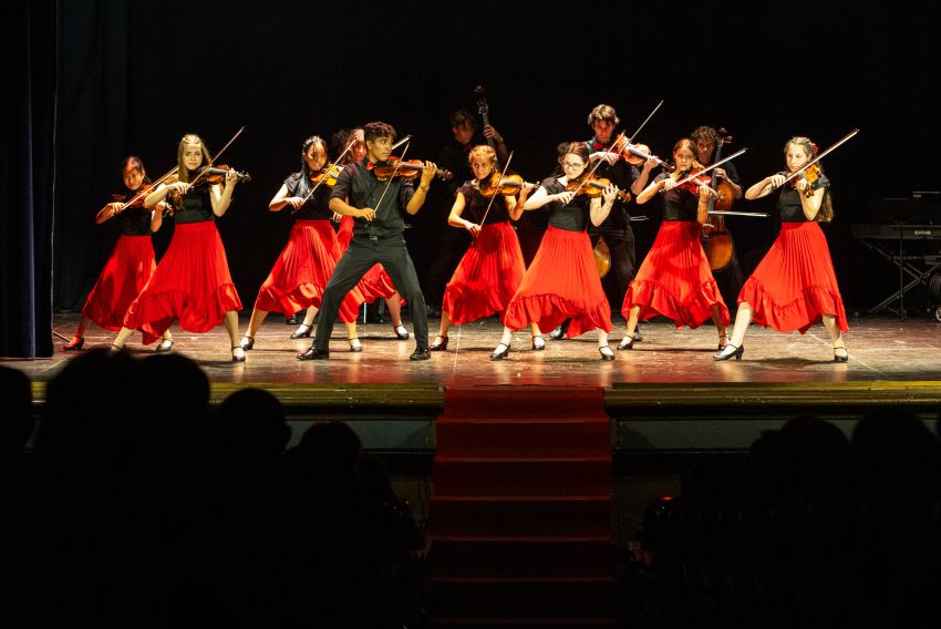 La música clásica interpretada por jóvenes irrumpe en la programación festiva