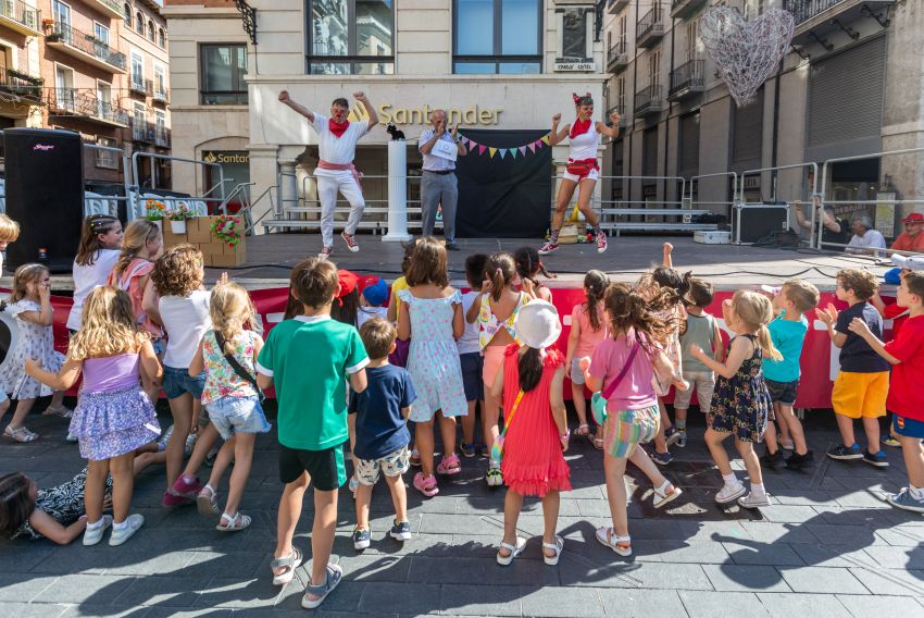 Tobogán y Colibrí vuelven a animar y entretener a los niños y padres turolenses