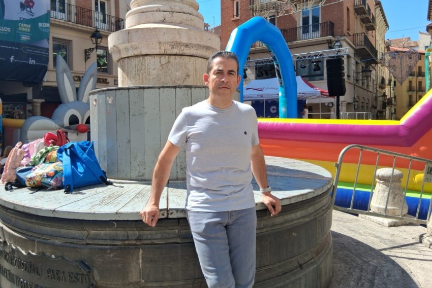 Eduardo Suárez, concejal de fiestas y de seguridad ciudadana: “Evitamos en lo posible las molestias a los vecinos que ven cómo su entorno se modifica”