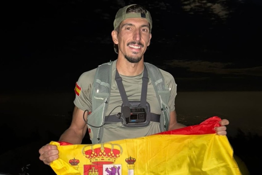 Juancar Gimeno vuelve a hacer historia al coronar el Monte Fuji en cinco ocasiones