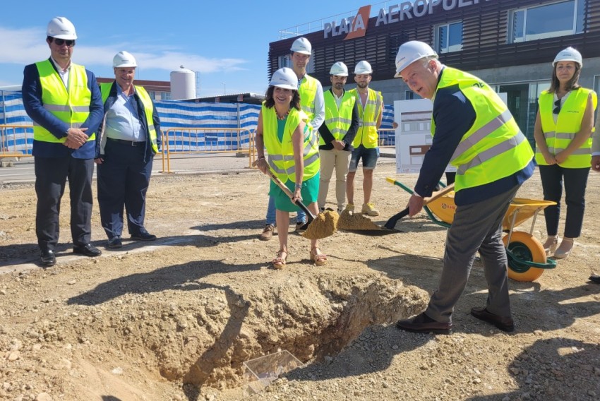 Comienzan las obras de ampliación de la terminal del Aeropuerto de Teruel para favorecer su expansión y crecimiento