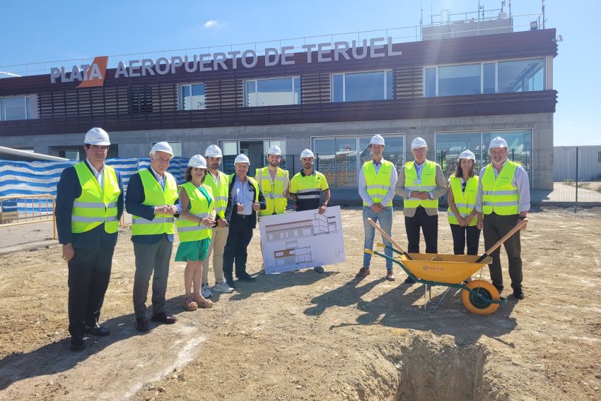 Comienzan los trabajos para ampliar la terminal del aeropuerto industrial de Teruel