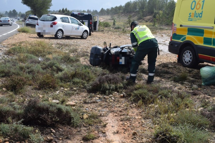 Herido grave un motorista en un accidente en Albentosa