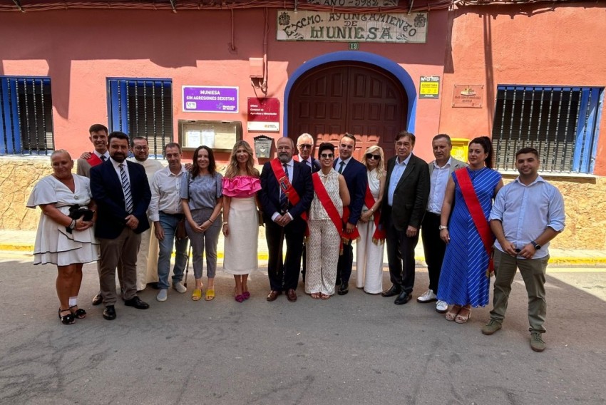 Mar Vaquero destaca en Muniesa la importancia de honrar las raíces como el mejor camino para construir el futuro”