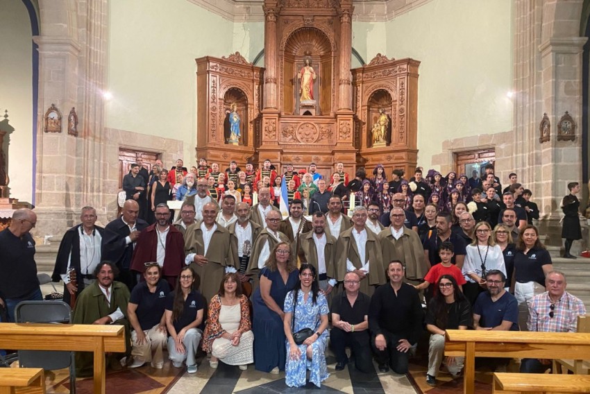 Alcalá de la Selva celebra el acto Homenaje a la Paz de Festifalk, que continuará hasta el martes en Monreal del Campo, Mora de Rubielos, Orihuela del Tremedal y Teruel