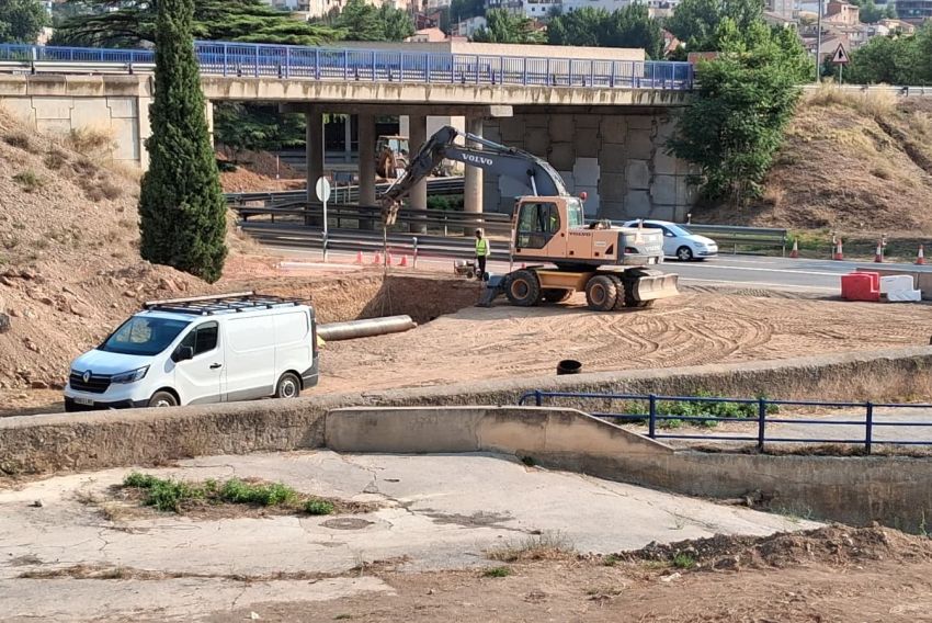 Transportes repara  el drenaje de la variante de la N-234 en el Jorgito