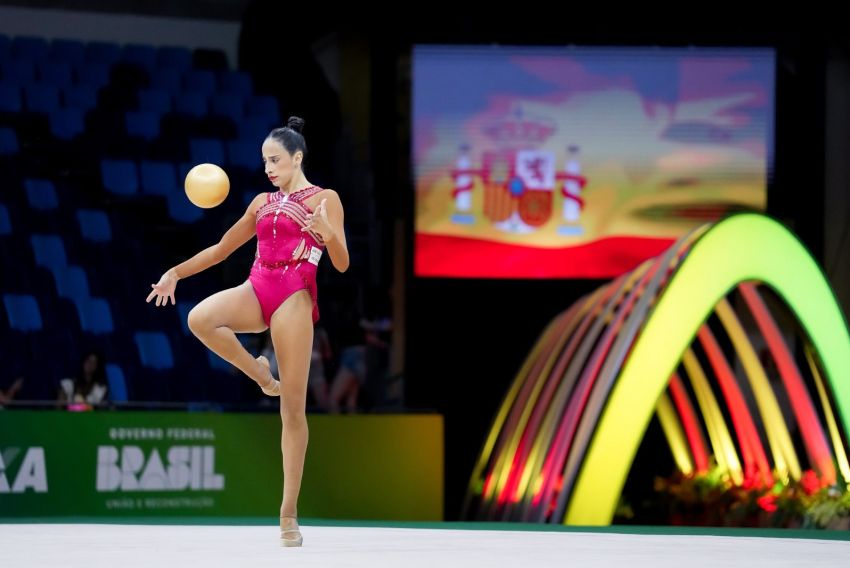 Alba Bautista acaba la primera jornada del Mundial rozando los puestos de la final 'all-around'