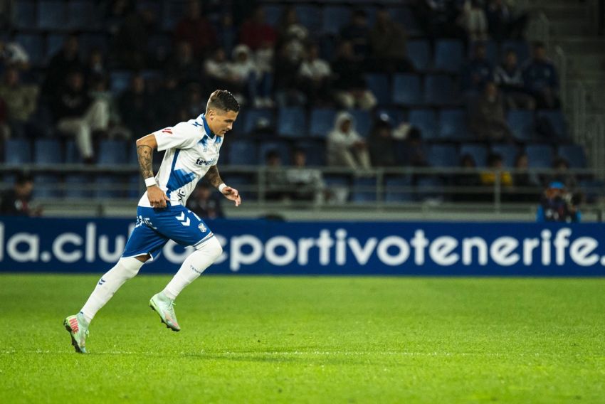 El Teruel abrocha su frente de ataque con Jorge Padilla, llegado del Tenerife