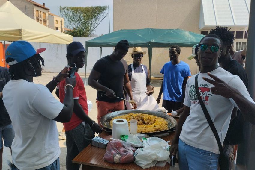 Una treintena de los inmigrantes llegados  a Mora de Rubielos hace un año están ya contratados en la zona