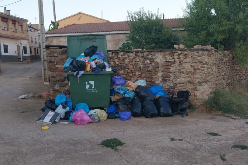 La Comarca del Jiloca ve intencionalidad en los incumplimientos de FCC en el servicio de recogida de basuras