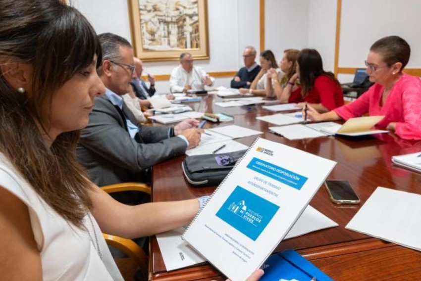 El Observatorio contra la Despoblación echa andar con la primera reunión interdepartamental