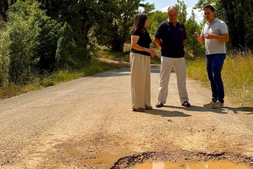 El PSOE exige a la Diputación de Teruel una actuación urgente en la carretera que une Perales, Villalba Alta y Orrios por sus 
