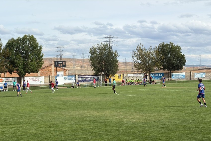 Calamocha y Monzón luchan de poder a poder pero sin goles al final