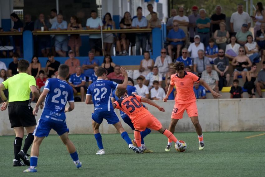 Juan Hernández anota un golazo que no evita la derrota del Barcelona B