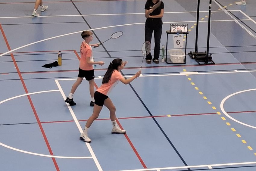 El Club Bádminton Teruel retoma su actividad y entrenamientos tras el parón de este verano