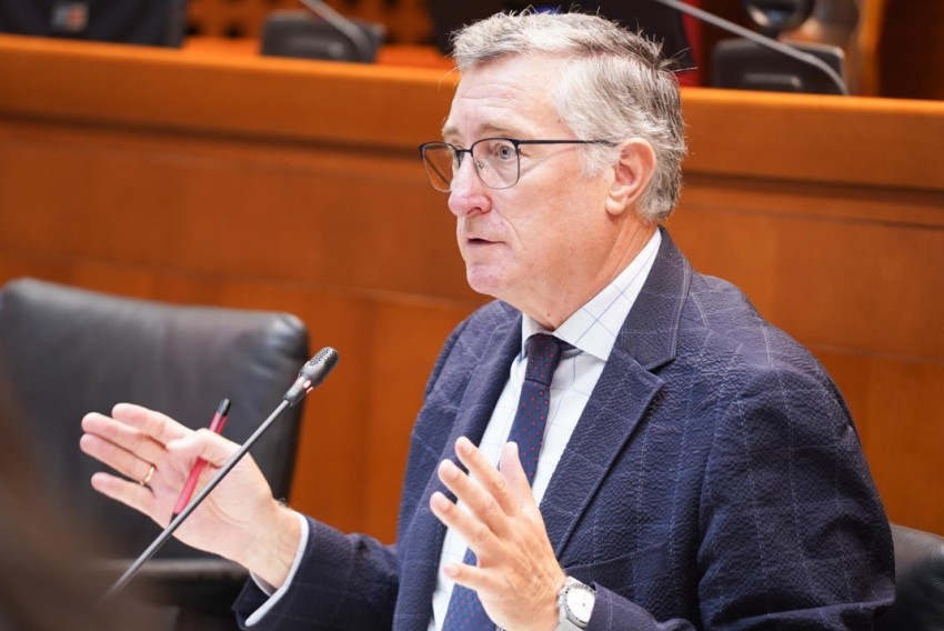 Blasco pide al alcalde de Olba que deje su promoción política y se deje ayudar para prevenir incendios