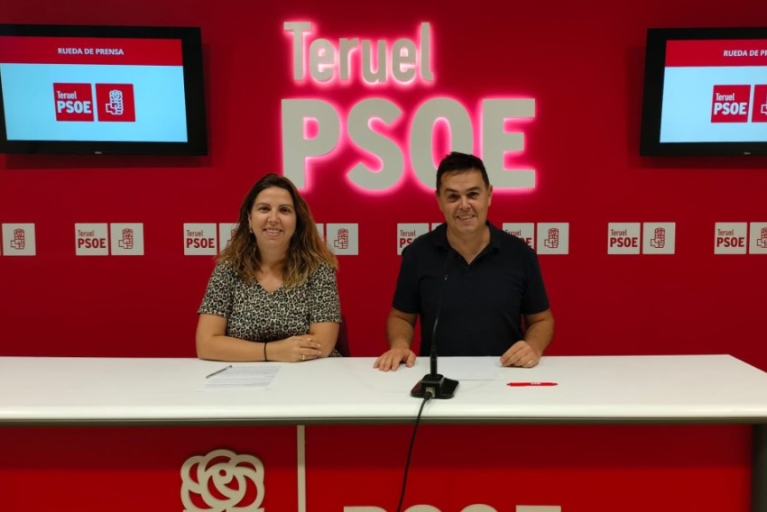 El PSOE denuncia que el copago que impone Azcón a las aulas de madrugadores acaba con la conciliación en el medio rural