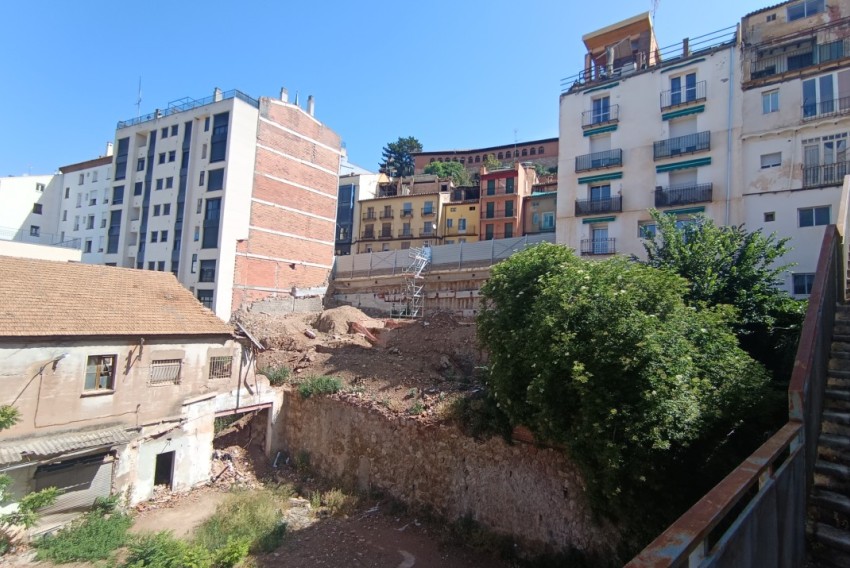 El informe de Mapfre concluye que las lluvias de mayo y junio de 2023 y la baja resistencia del hormigón de la estructura del edificio causaron el derrumbe de la calle San Francisco