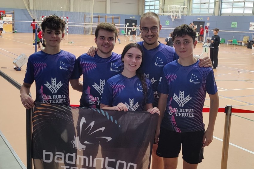 El Bádminton Teruel deja su sello en varios torneos nacionales