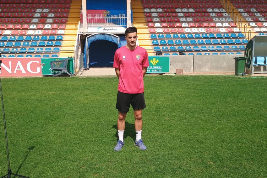 Álex Blesa, hechizo zurdo con la magia de Pitarque y Villarluengo