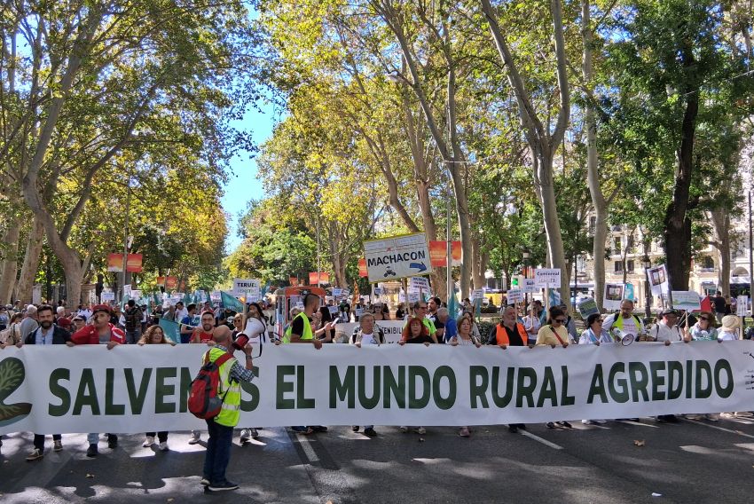 El mundo rural muestra su pulso lleno de vida en Madrid frente a quienes buscan su muerte