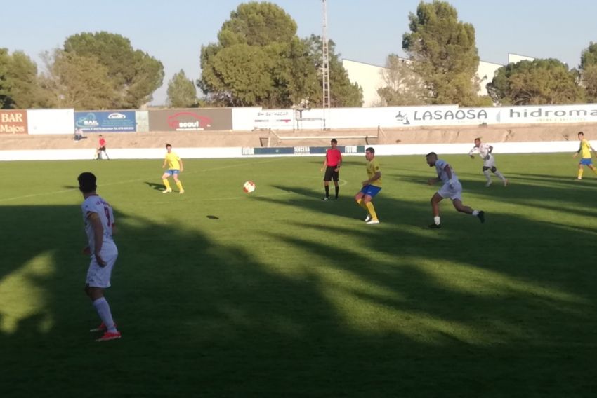 Empate de oro para el Utrillas en el campo del Almudévar, rival directo (1-1)
