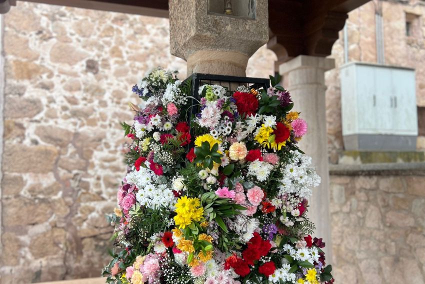 La lluvia impidió la ofrenda en Cedrillas, aunque mantuvo el resto de actos