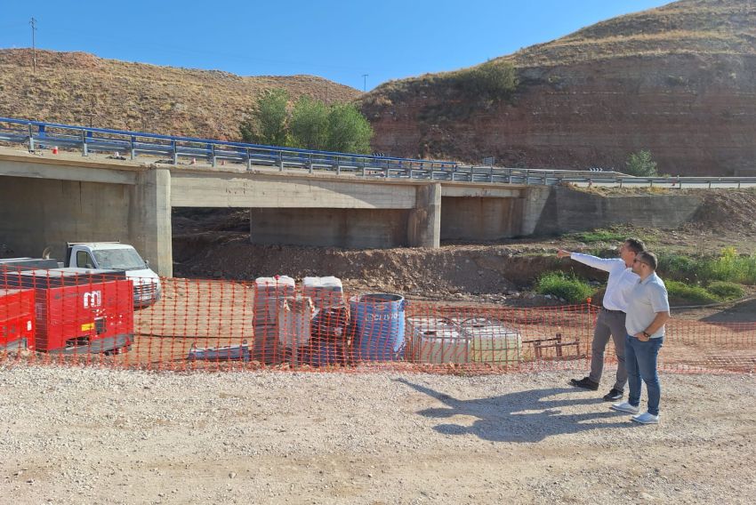 El Gobierno de España declara finalmente  de emergencia las obras del puente de Azaila