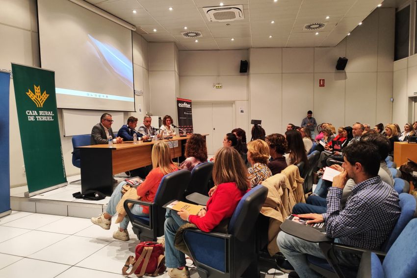 El empresariado resuelve dudas sobre las novedades legales en la facturación