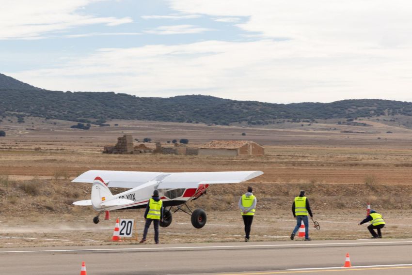 El Aeroclub Montes Universales celebró el Campeonato de Aragón de Stol en la pista de Torremocha