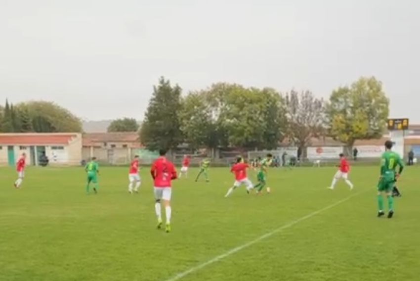 Una roja malogra la reválida del liderazgo del Calamocha en Jumaya (1-3)