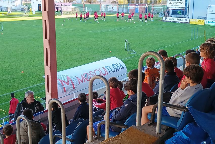 La Escuela y las inferiores del Teruel aglutinan ya a 550 jóvenes futbolistas