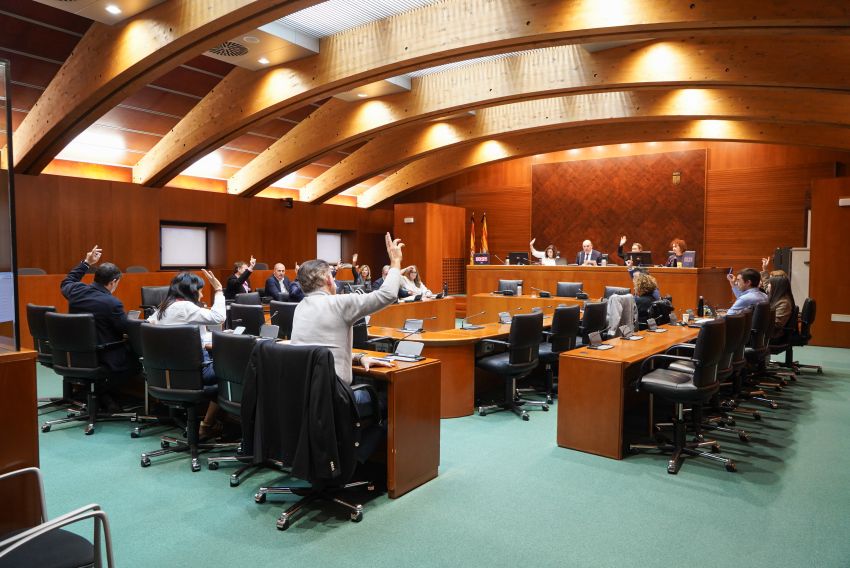 El Parlamento aragonés insiste en exigir una mejor dotación de los consultorios médicos