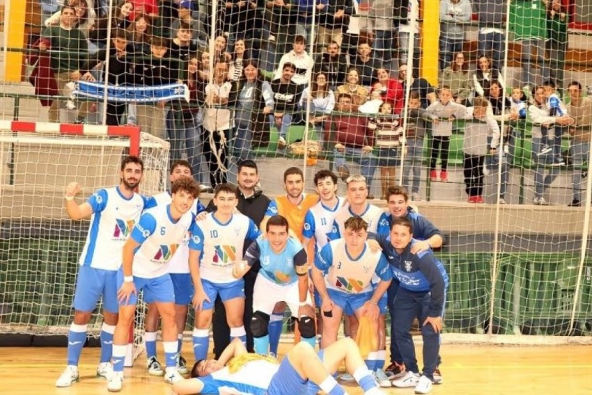 Regresa la competición con Zafán y Alcañiz en zona alta