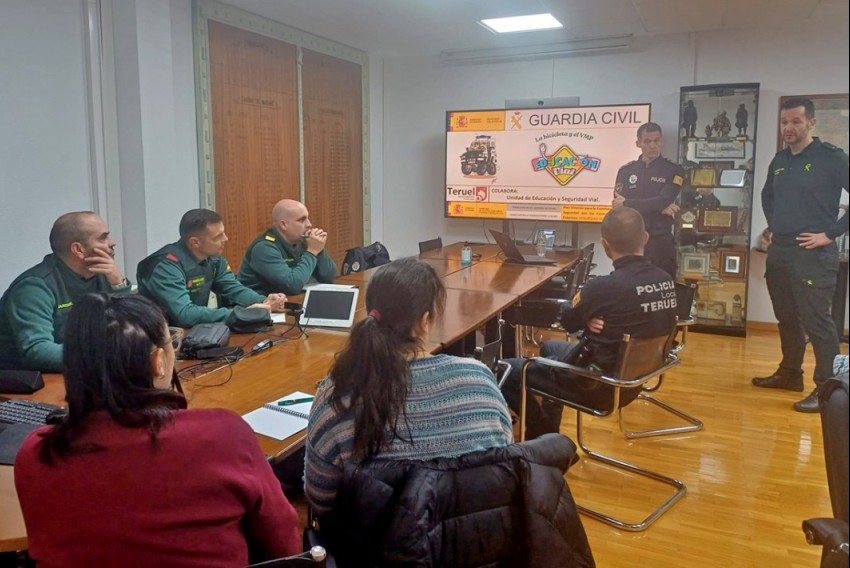 Guardia Civil y Policía Local refuerzan las sinergias de mejora de la Seguridad vial