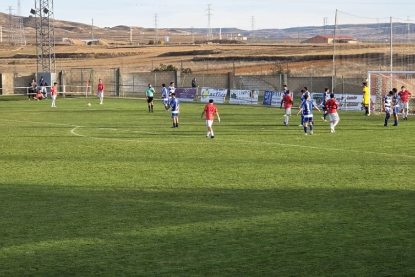 El Calamocha CF exhibe solidez ante su gente y se impone al Casetas (3-0)