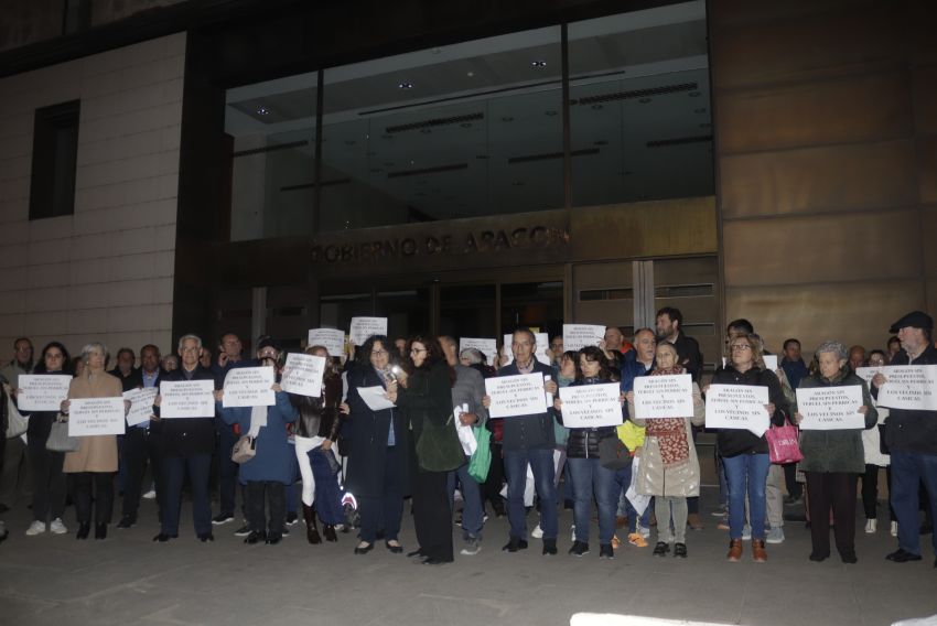 Los afectados por el derrumbe de la calle San Francisco reclaman al Gobierno de Aragón ayudas por las viviendas perdidas
