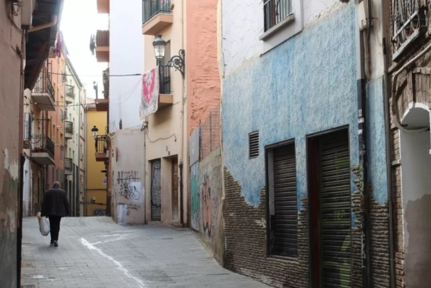 Dos edificios del entorno de la calle La Parra de Teruel reciben una ayuda de 216.00 euros por su restauración