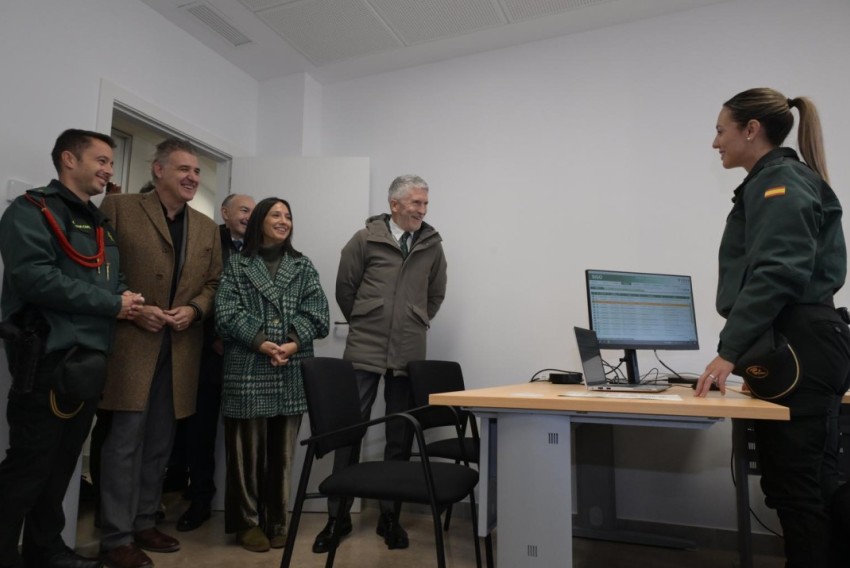 Grande-Marlaska destaca en la inauguración del cuartel de Utrillas que “la Guardia Civil es elemento esencial que asegura la presencia del Estado en el territorio”