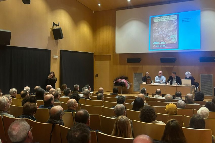 Benavente presenta el primer volumen de una serie que recorrerá la historia del Bajo Aragón